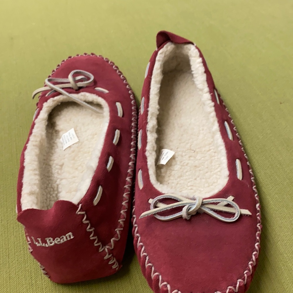 LLBean moccasins size 11 Burgundy new never worn